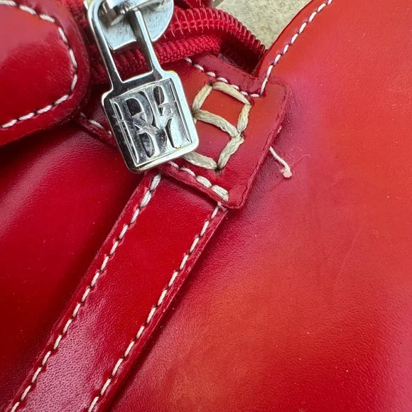 Phynes Paris Shoulder Bag